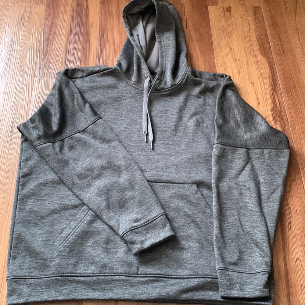 Adidas Sweatshirt Size XL (Great Condition)